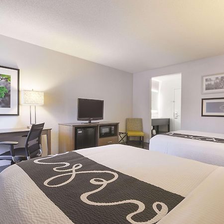Hotel La Quinta By Wyndham Hartford Bradley Airport Windsor Locks Exteriér fotografie