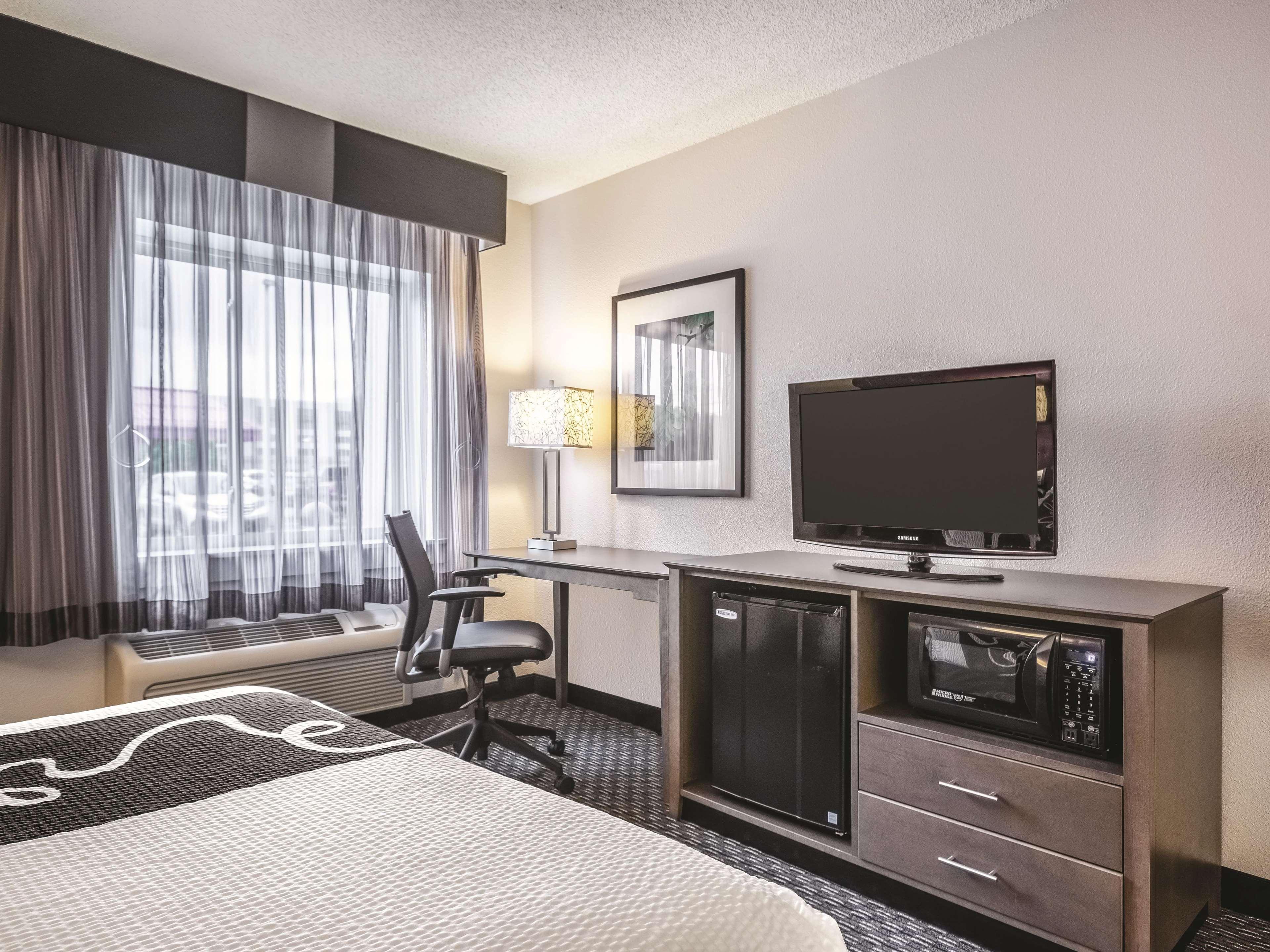Hotel La Quinta By Wyndham Hartford Bradley Airport Windsor Locks Exteriér fotografie